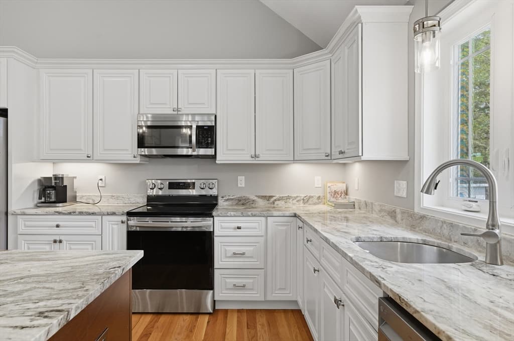 Single Family Residence at 19 Progress Ave, Dudley MA 01571, photo 4 of 42
