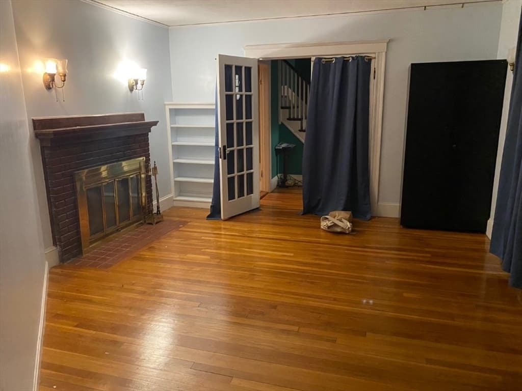 Single Family Residence at 43 Dixwell Ave, Quincy MA 02169, photo 2 of 10