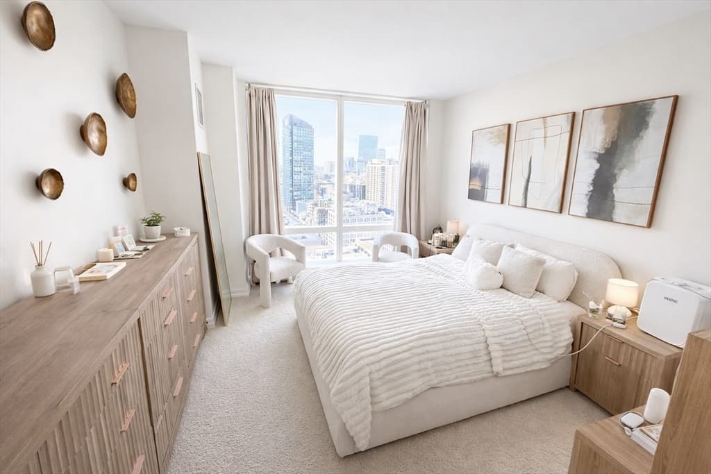 Condominium at 1 Franklin # 2514, Boston MA 02110, photo 6 of 11