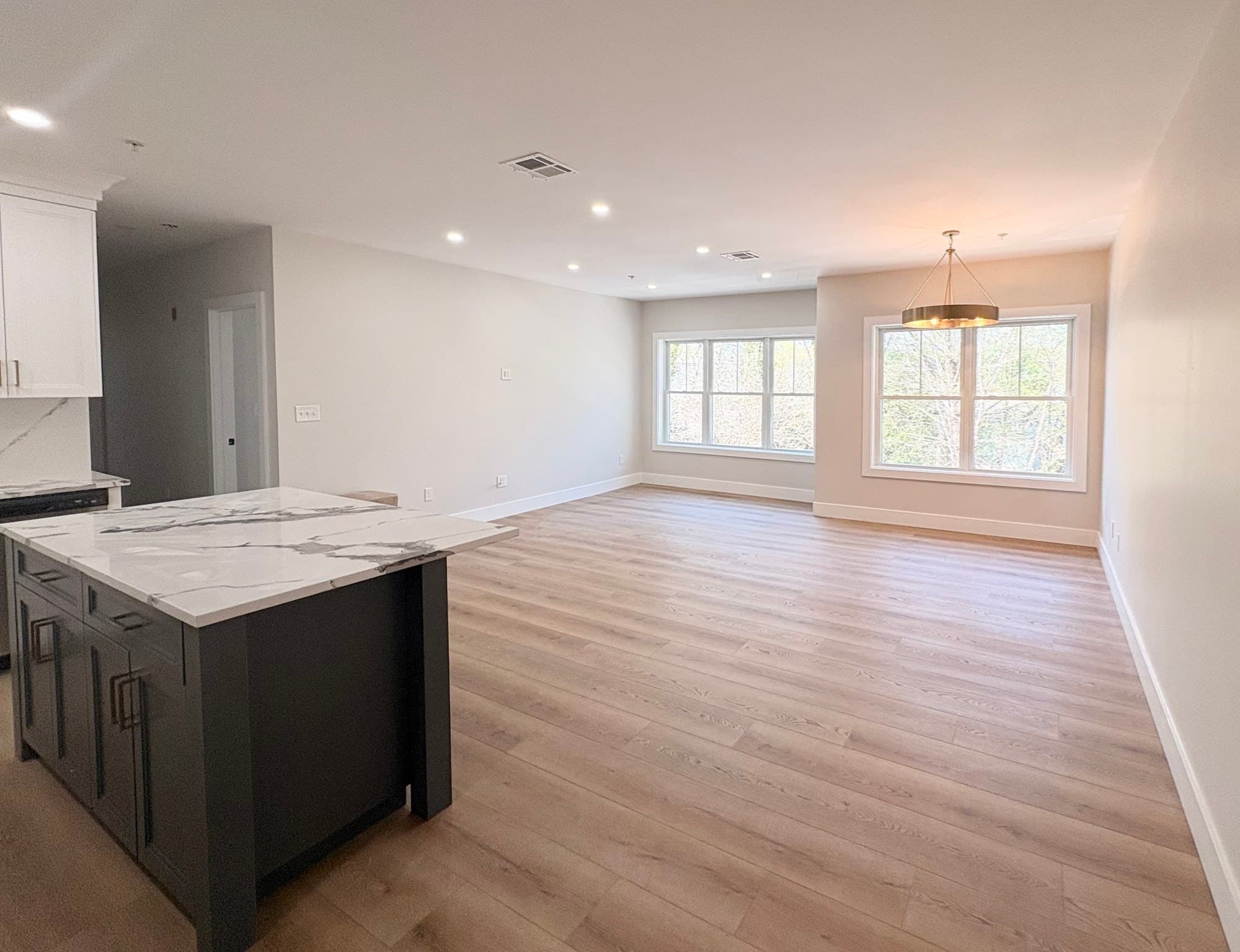 Condominium at 441 Washington St # 305, Dedham MA 02026, photo 4 of 21