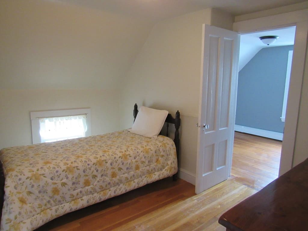Single Family Residence at 260 Newbury Ave, Quincy MA 02171, photo 17 of 23