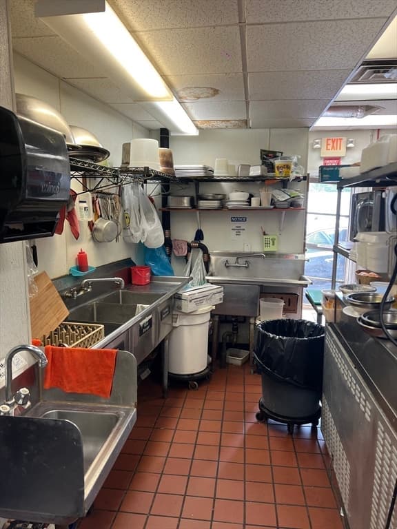 41 N Main St, Randolph MA 02368 photo 10