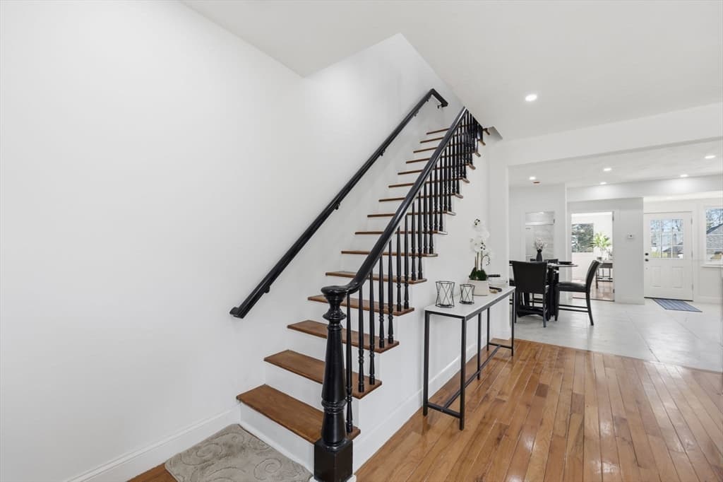 Single Family Residence at 13 Green Ave, Westfield MA 01085, photo 18 of 30
