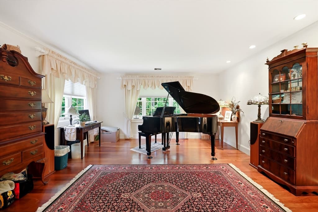Condominium at 306 Country Side Rd # 306, Greenfield MA 01301, Greenfield, photo 2 of 24