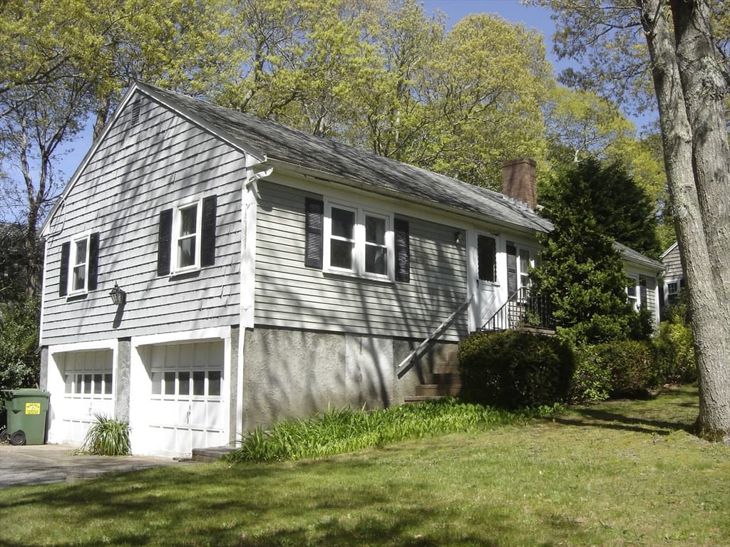 2 Zephyr, Yarmouth MA 02675