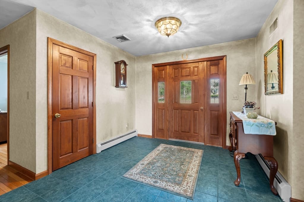 36 High St, Freetown MA 02702 photo 9