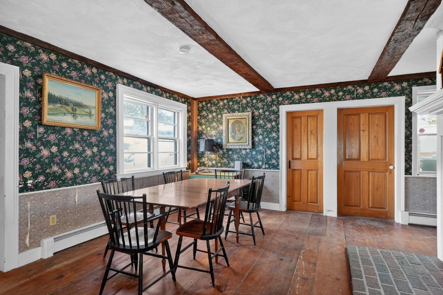 Single Family Residence at 19 Ash St, Marlborough MA 01752, Marlborough, photo 3 of 32
