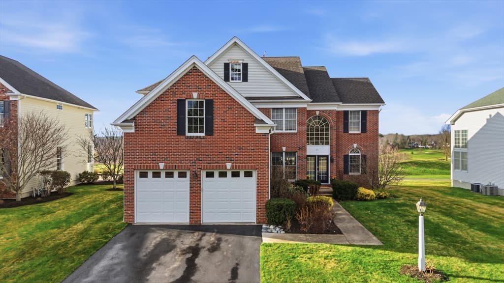 Single Family Residence at 31 Fairways Lane, Methuen MA 01844, Methuen, photo 2 of 40
