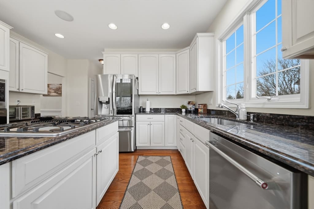Single Family Residence at 31 Fairways Lane, Methuen MA 01844, Methuen, photo 20 of 40