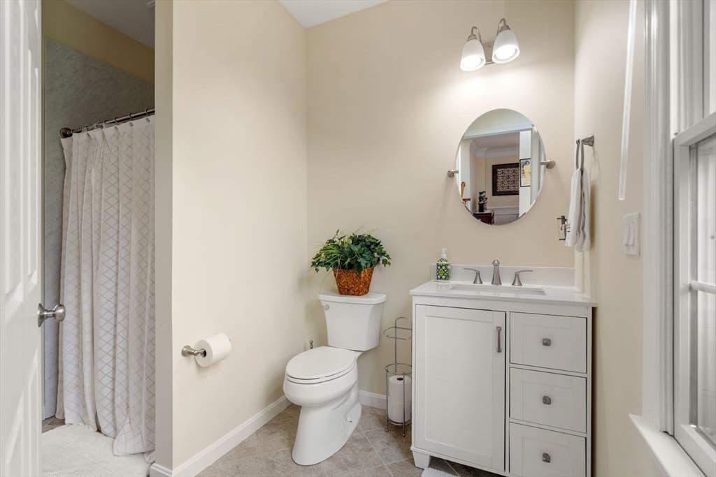 Single Family Residence at 31 Fairways Lane, Methuen MA 01844, Methuen, photo 24 of 40