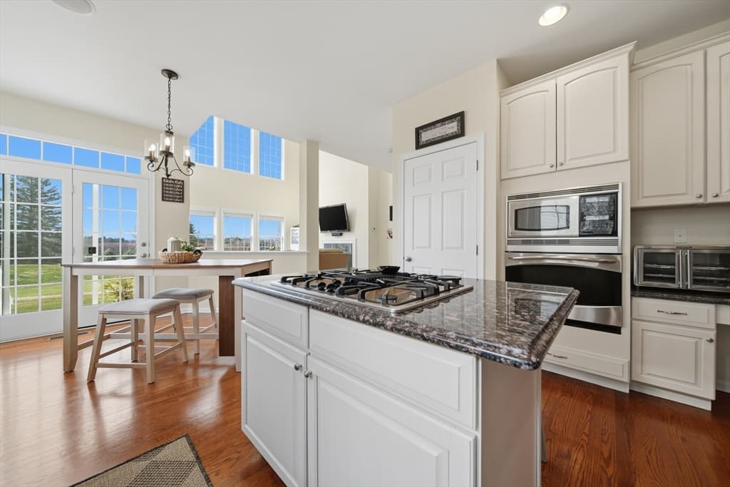 Single Family Residence at 31 Fairways Lane, Methuen MA 01844, Methuen, photo 21 of 40