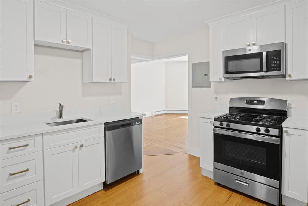 400-412 Neponset Ave, Boston MA 02122 photo 16