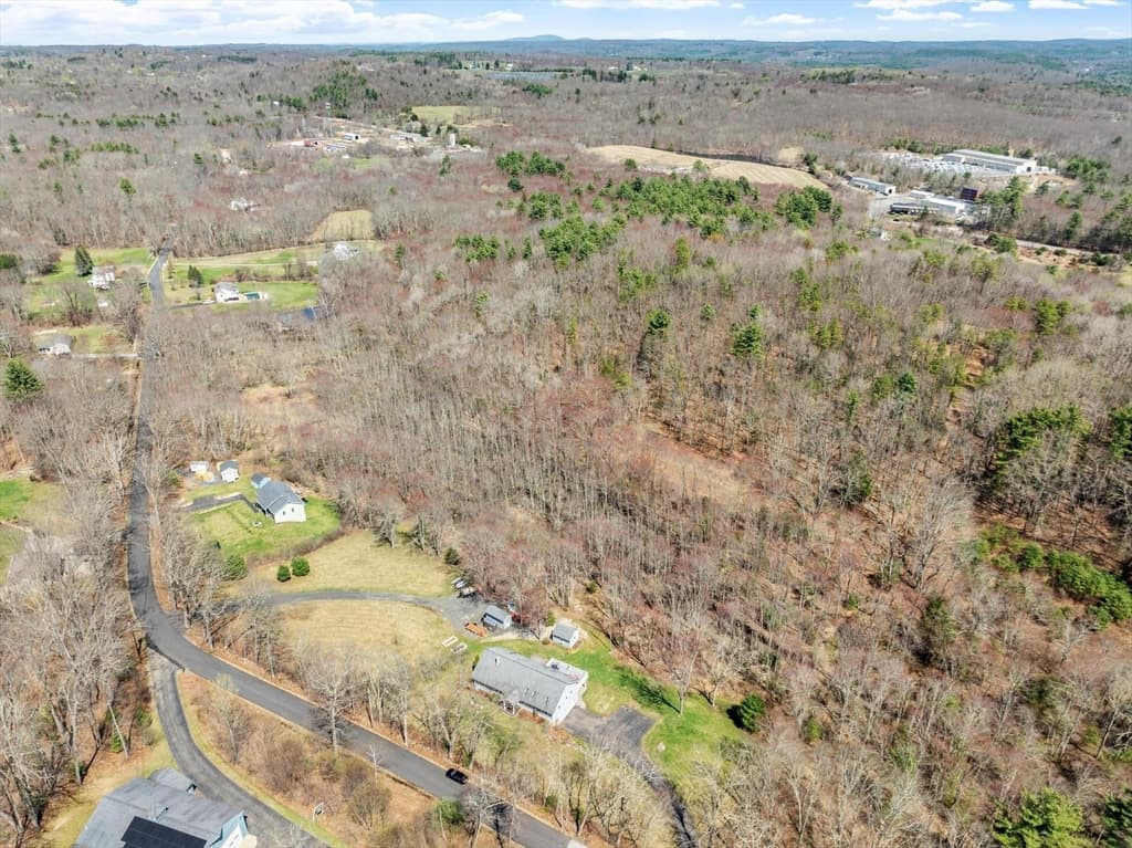 32 Town Farm Rd, North Brookfield MA 01535 photo 4