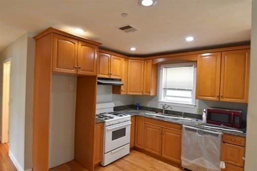 3 Family - 3 Units Up/Down at 73 Hamilton, Boston MA 02125, photo 8 of 21