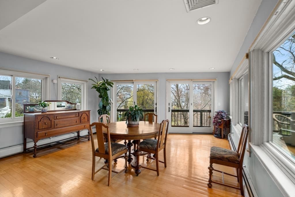 12 Andrews Street, Gloucester MA 01930 photo 5