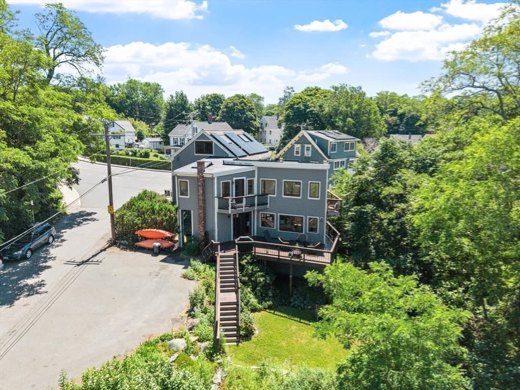 12 Andrews Street, Gloucester MA 01930 photo 35