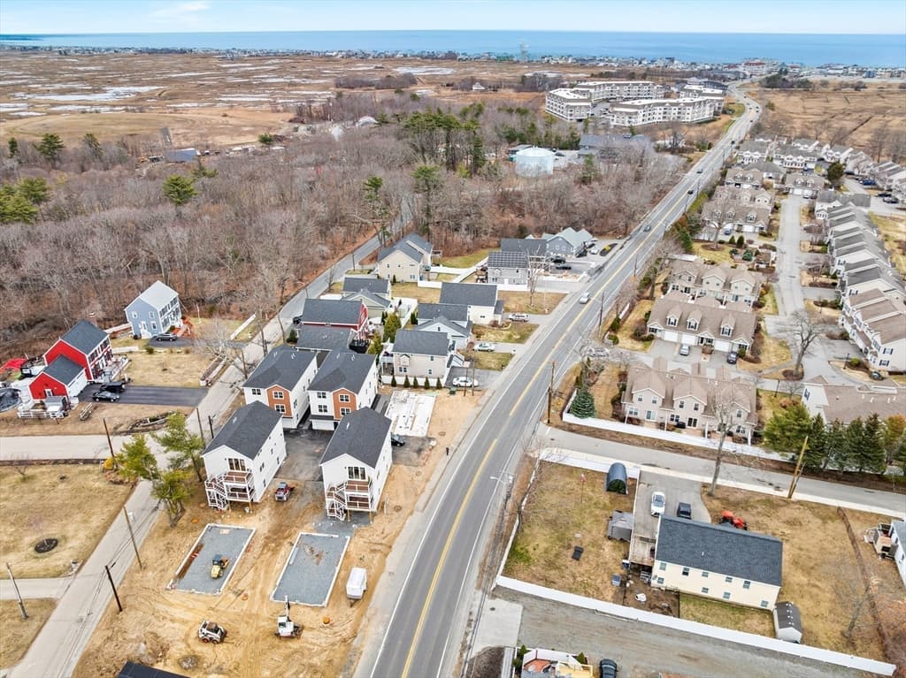Condominium at 2 Old County Rd # 14, Salisbury MA 01952, photo 30 of 33