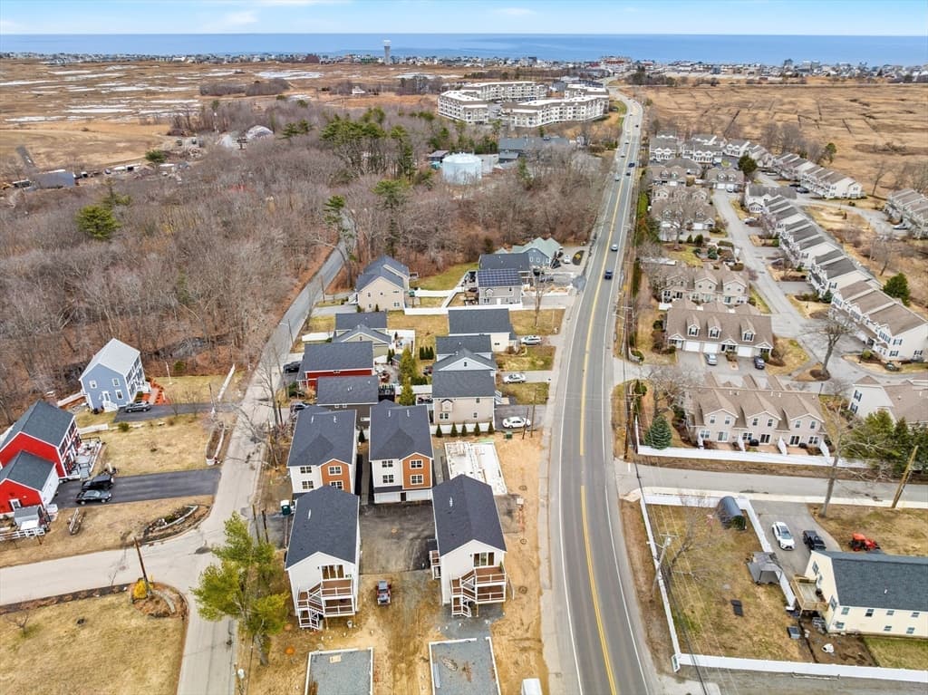 Condominium at 2 Old County Rd # 14, Salisbury MA 01952, photo 29 of 33