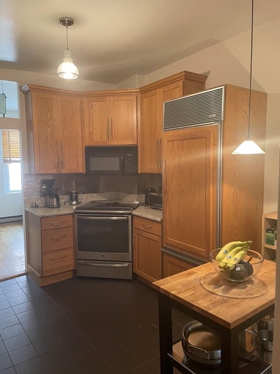 Condominium at 162 Endicott Street # 2, Boston MA 02113, photo 9 of 22