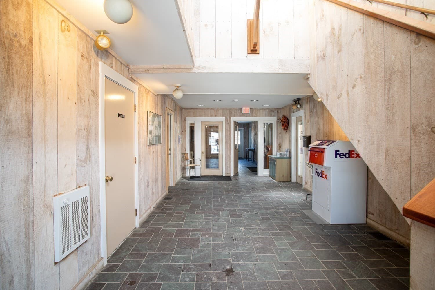 Commercial Sale at 107 Beach Rd # 101, Tisbury MA 02568, photo 18 of 20