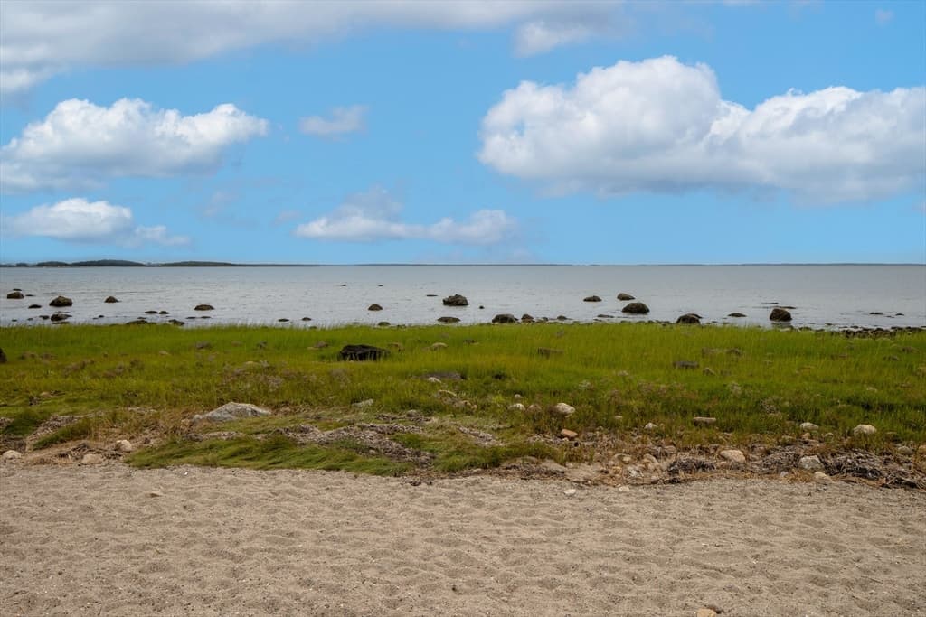 37 Neds Point Rd, Mattapoisett MA 02739 photo 7