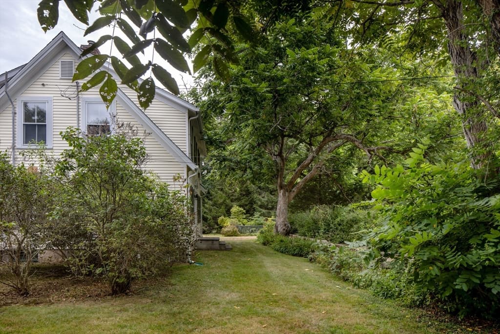 37 Neds Point Rd, Mattapoisett MA 02739 photo 34