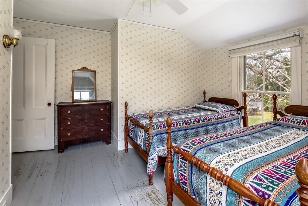 37 Neds Point Rd, Mattapoisett MA 02739 photo 33