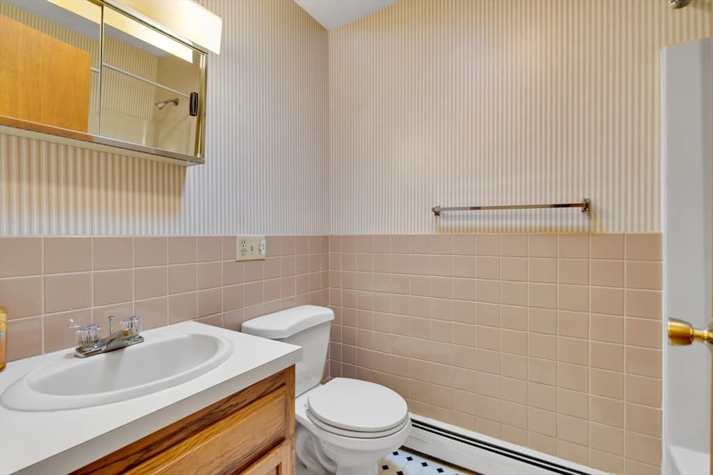 Single Family Residence at 23 Penny Royal Ln, Falmouth MA 02536, Falmouth, photo 22 of 42