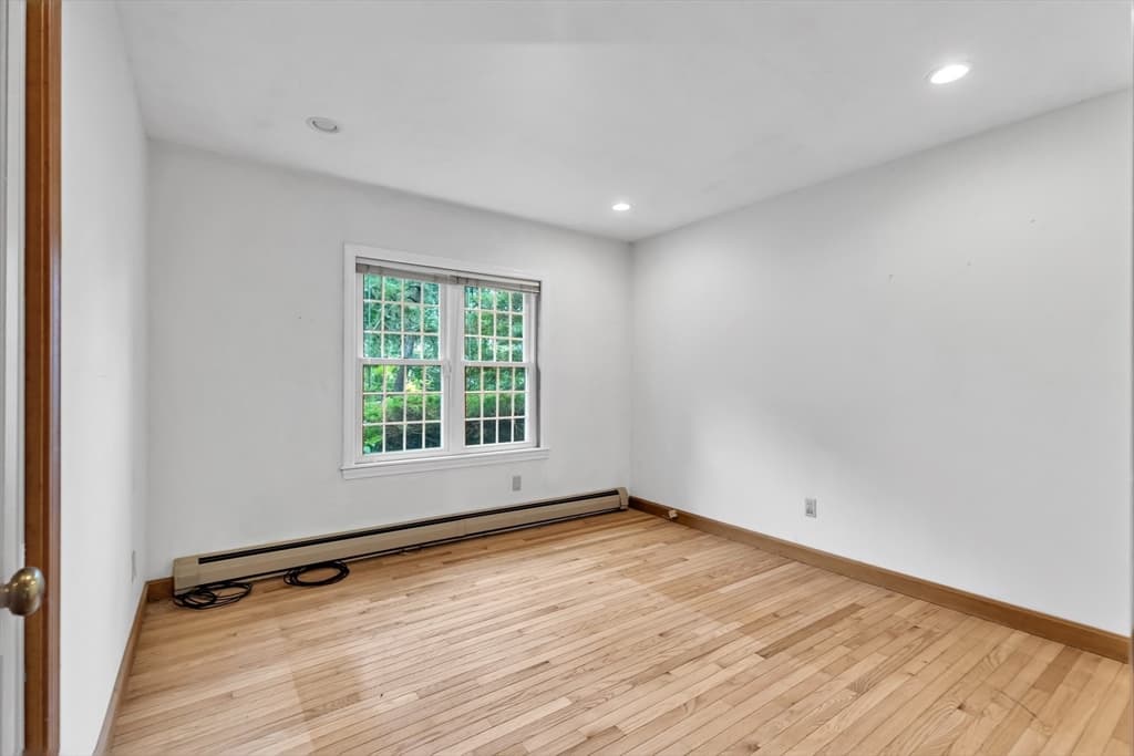 Single Family Residence at 23 Penny Royal Ln, Falmouth MA 02536, Falmouth, photo 21 of 42