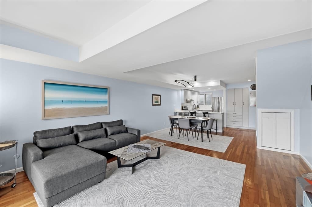 Condominium at 60 Brackett Pl # D, Marblehead MA 01945, Marblehead, photo 16 of 30