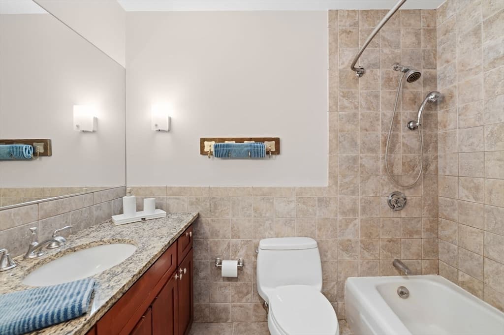 Condominium at 60 Brackett Pl # D, Marblehead MA 01945, Marblehead, photo 24 of 30