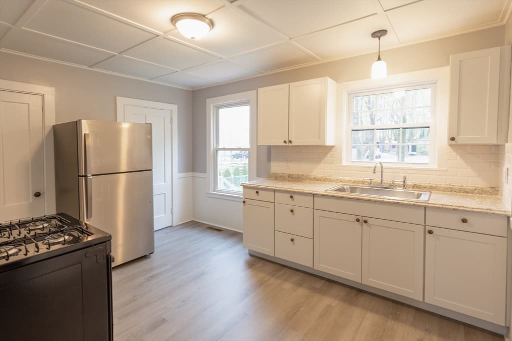 Single Family Residence at 235 Standish Ave, Plymouth MA 02360, photo 5 of 21