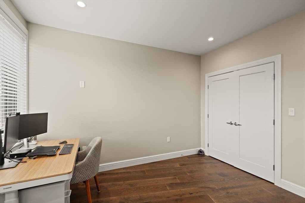 Condominium at 175 North Ave # 407, Wakefield MA 01880, photo 16 of 38