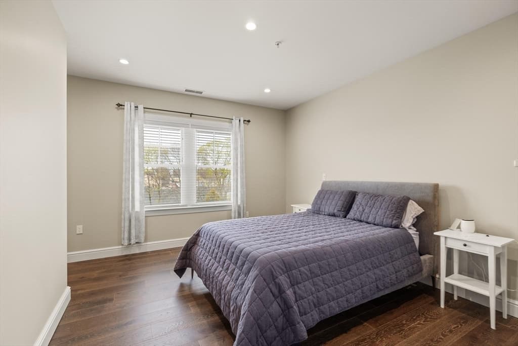 Condominium at 175 North Ave # 407, Wakefield MA 01880, photo 18 of 38