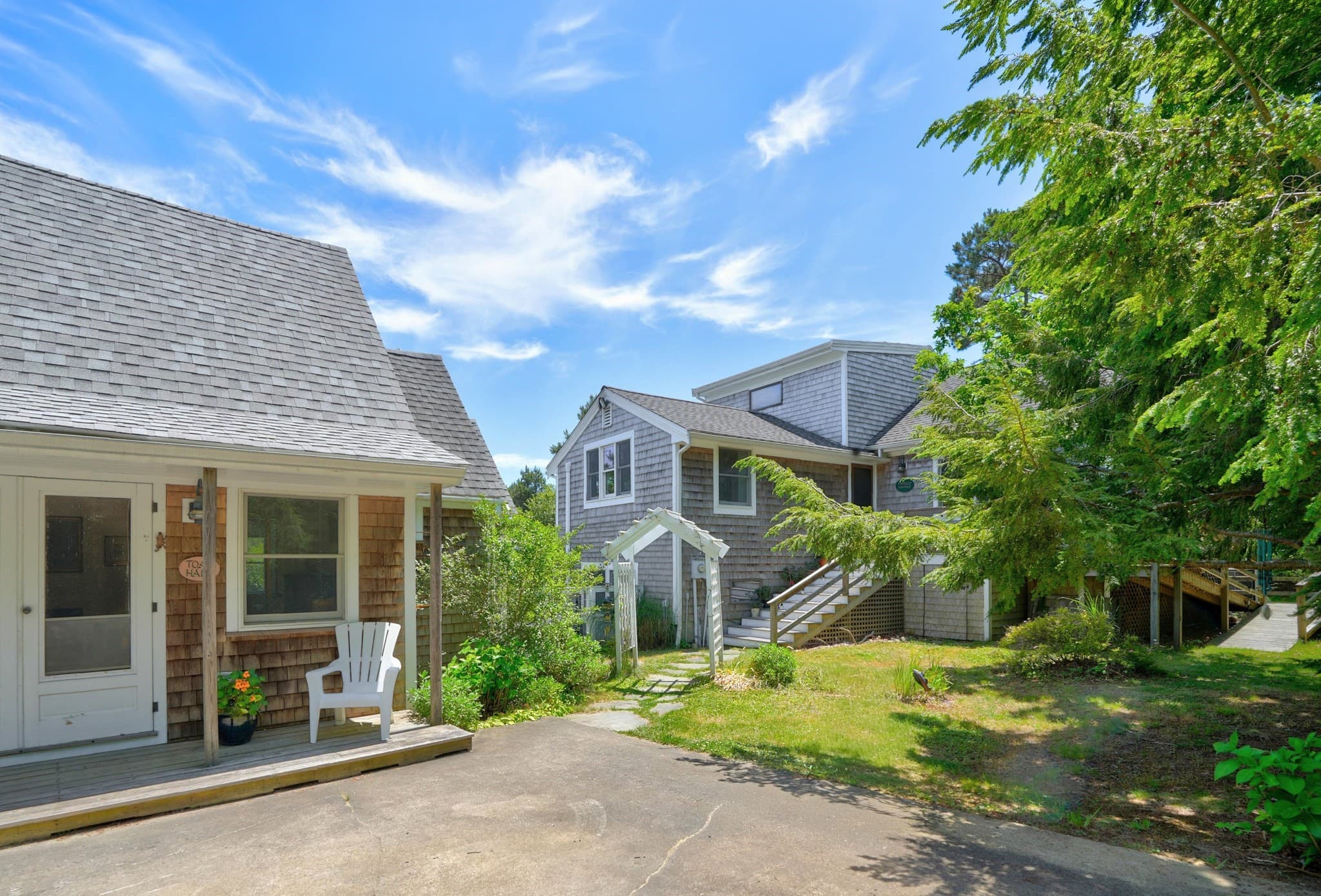 188 Vineyard Meadow Farms Rd, West Tisbury MA 02568