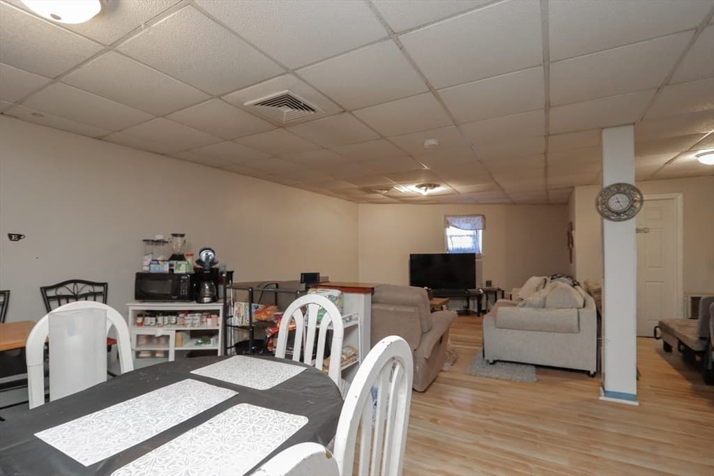 205 Elm St, Westfield MA 01085 photo 10