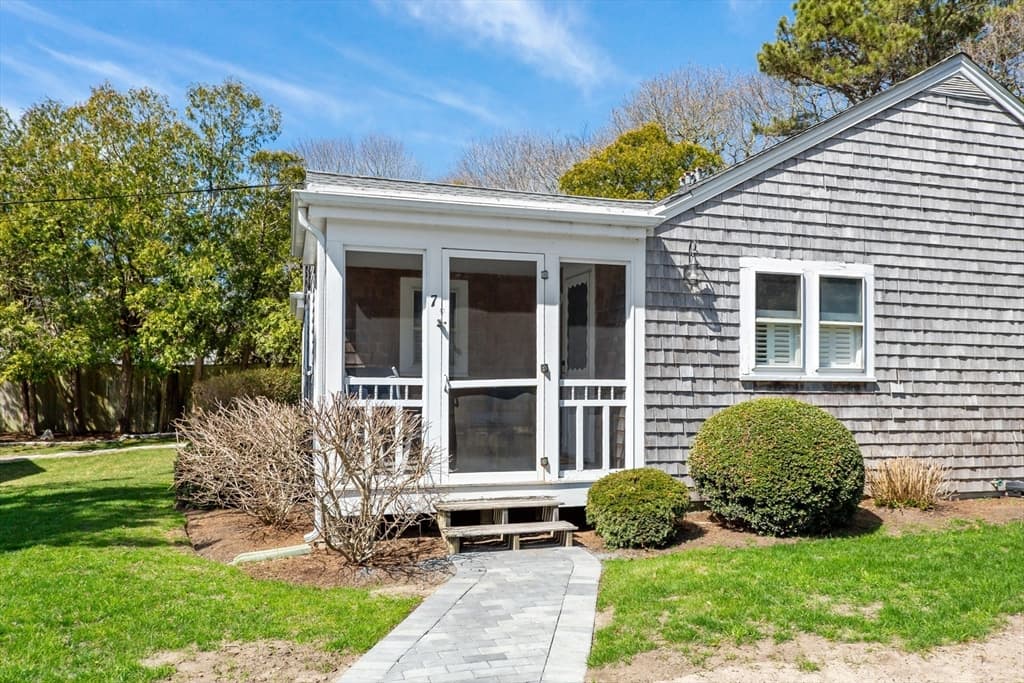 558 Craigville Beach Road # 7, Barnstable MA 02632 photo 3