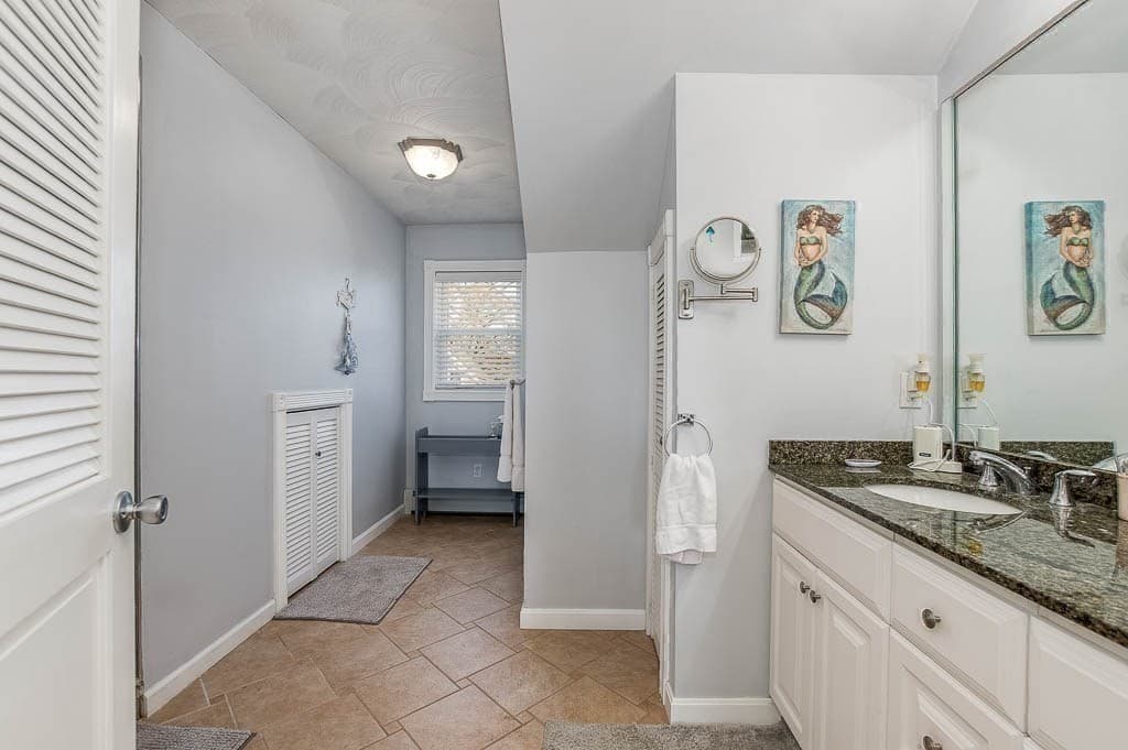 Single Family Residence at 26 Washington Dr, Wareham MA 02571, photo 22 of 42