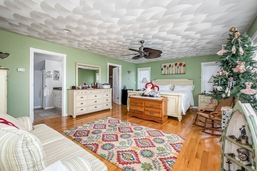Single Family Residence at 26 Washington Dr, Wareham MA 02571, photo 18 of 42