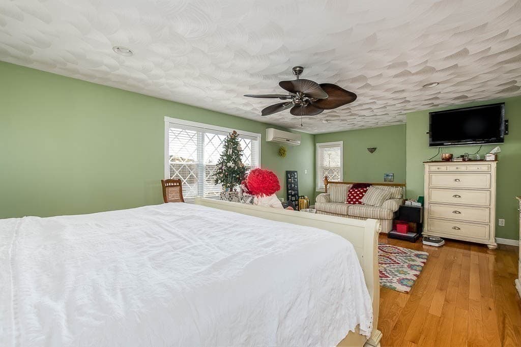 Single Family Residence at 26 Washington Dr, Wareham MA 02571, photo 19 of 42