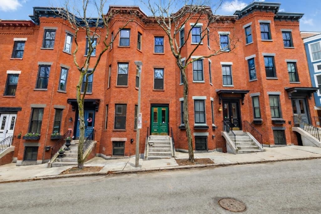 Multi Family at 12 Auburn St, Boston MA 02129, Boston, photo 2 of 20