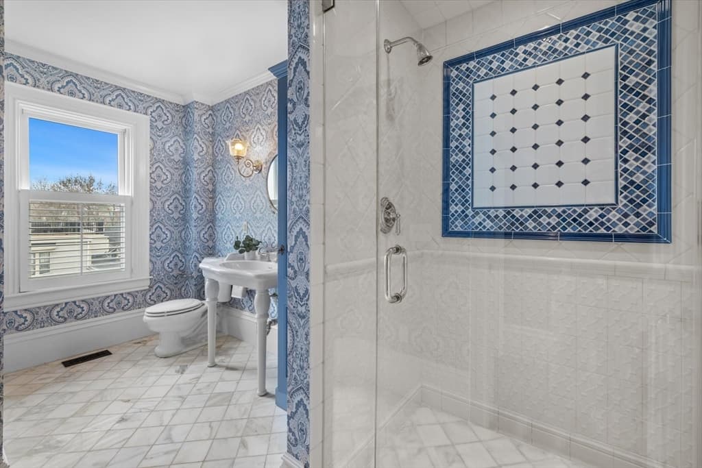 Multi Family at 12 Auburn St, Boston MA 02129, Boston, photo 17 of 20