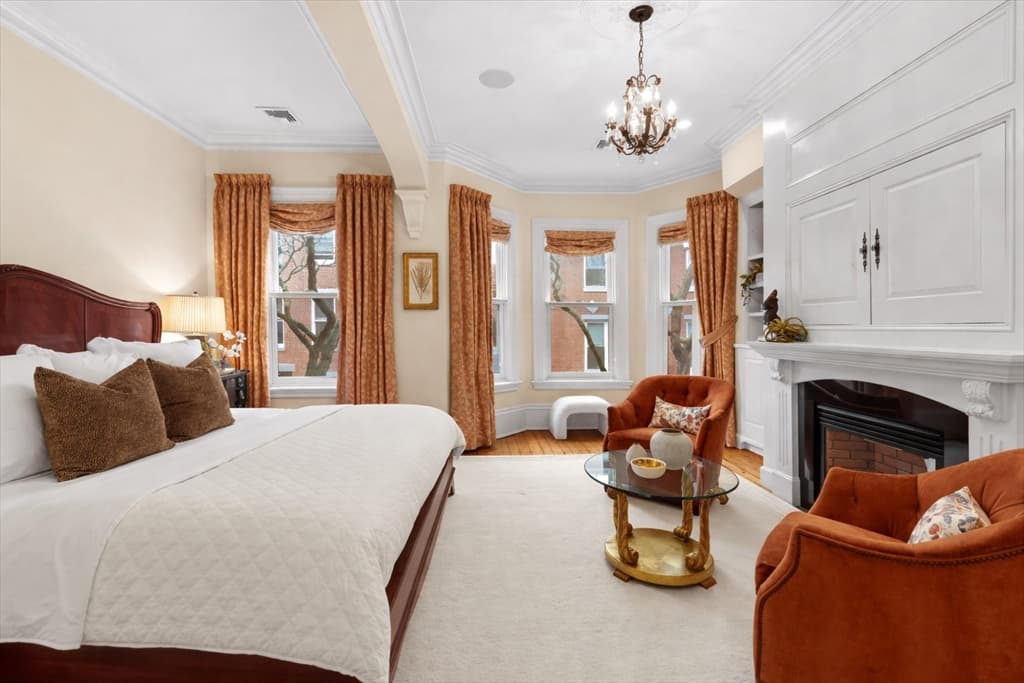 Multi Family at 12 Auburn St, Boston MA 02129, Boston, photo 8 of 20