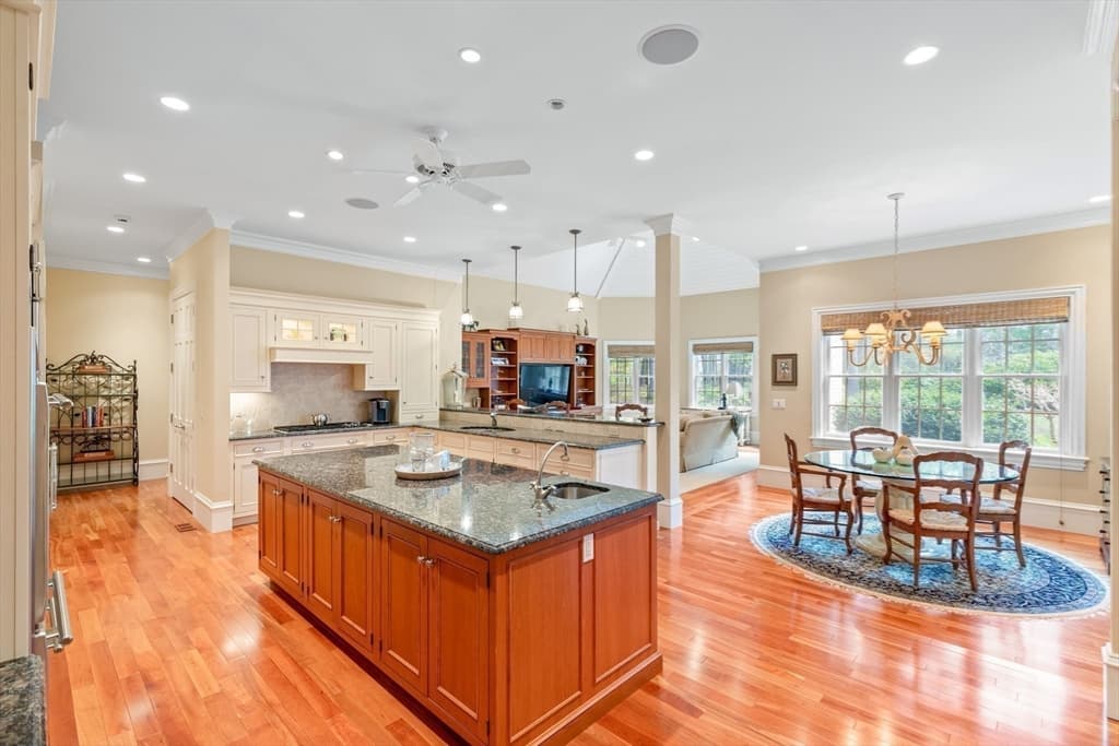 93 Oyster Way, Barnstable MA 02655 photo 7