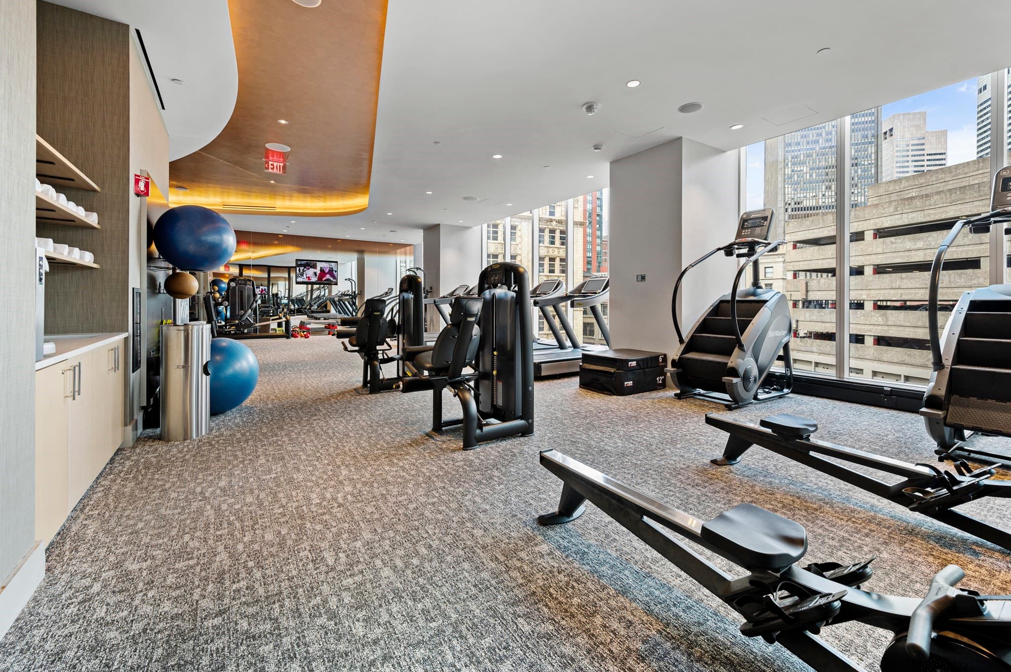Condominium at 1 Franklin St # 1002, Boston MA 02110, photo 13 of 21