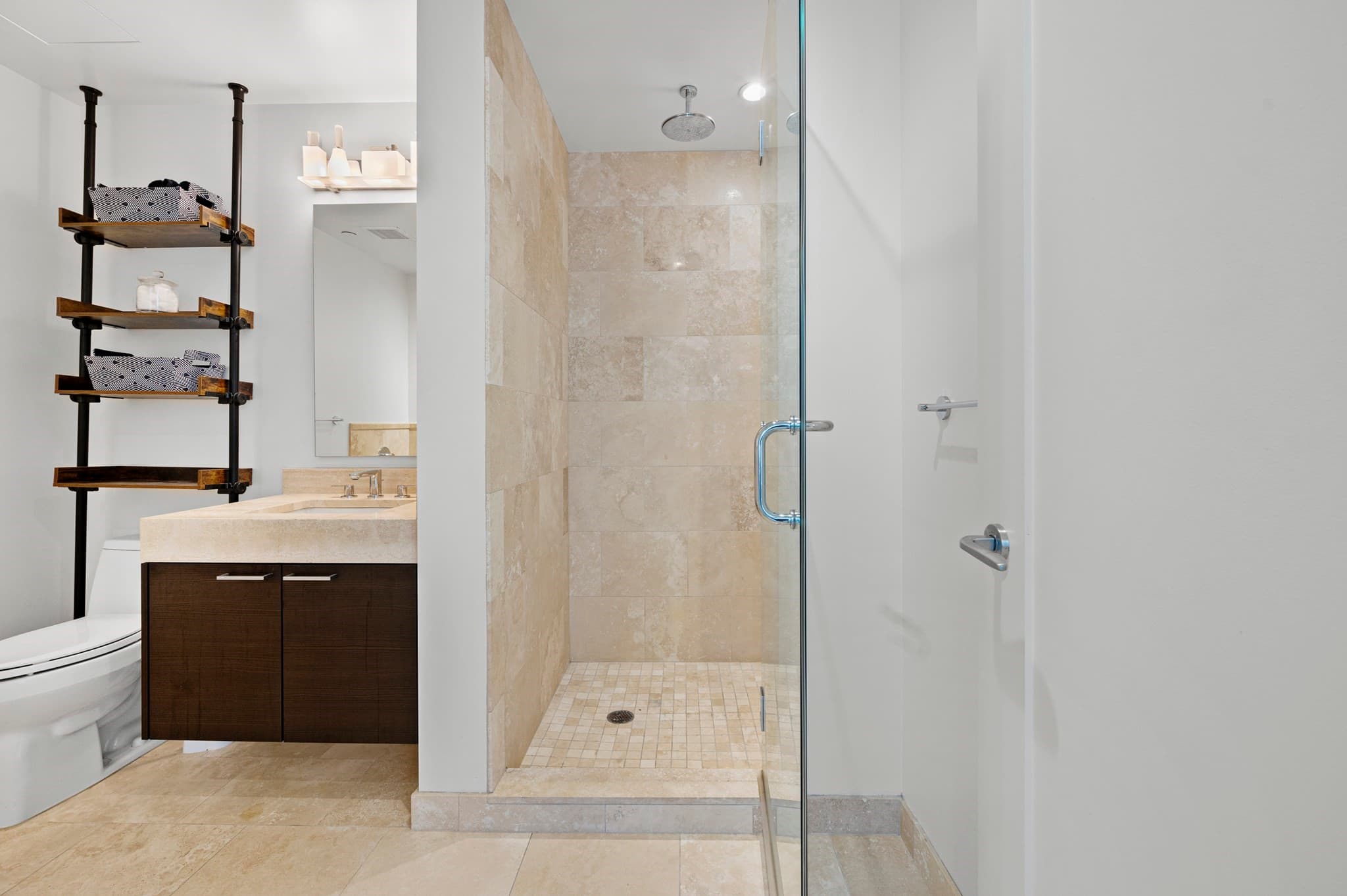 Condominium at 1 Franklin St # 1002, Boston MA 02110, photo 8 of 21