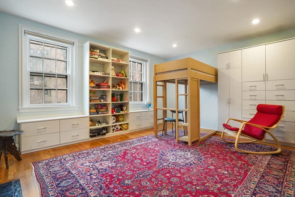Single Family Residence at 54 Brimmer St, Boston MA 02108, photo 10 of 27