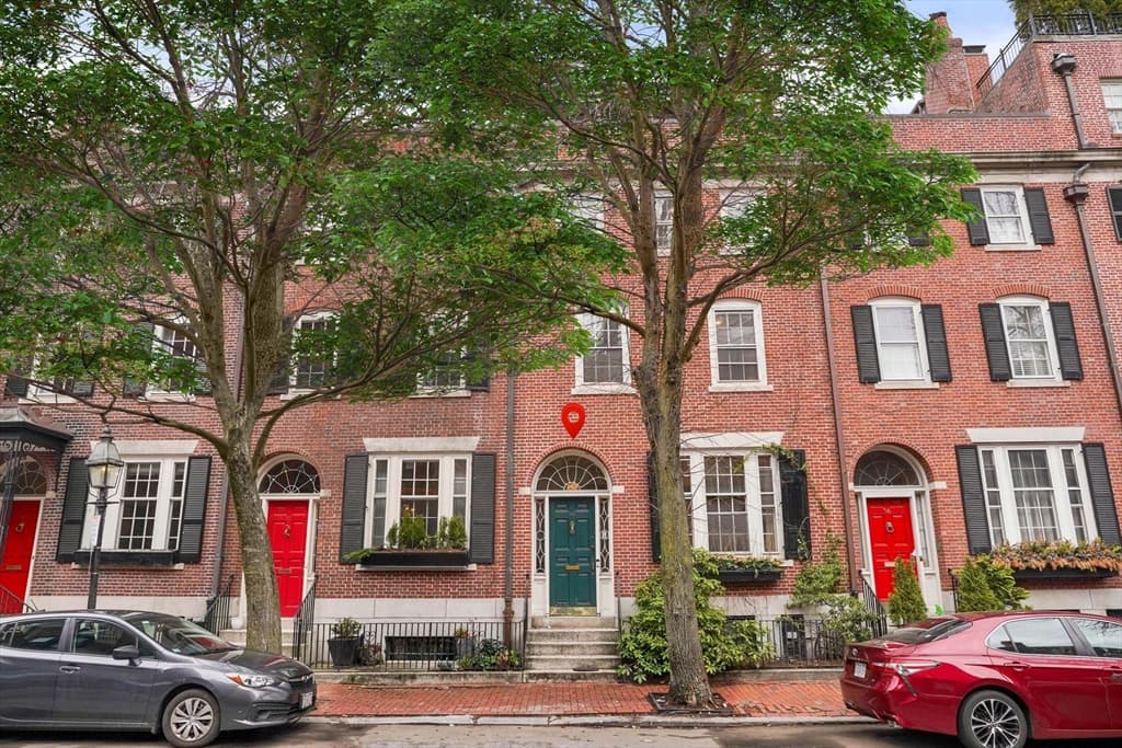 Single Family Residence at 54 Brimmer St, Boston MA 02108, photo 25 of 27
