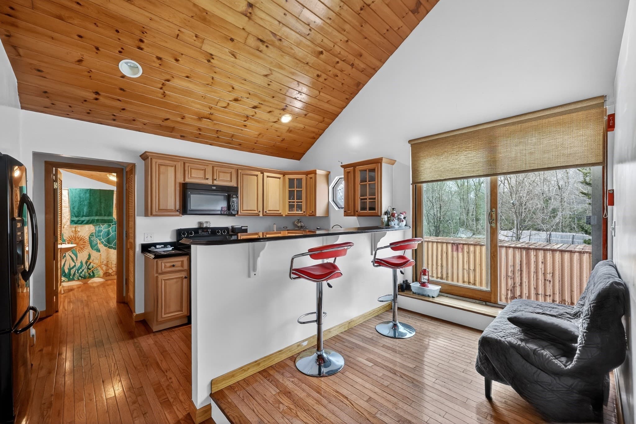 Commercial Sale at 23 Bryant St, Berkley MA 02779, photo 17 of 42