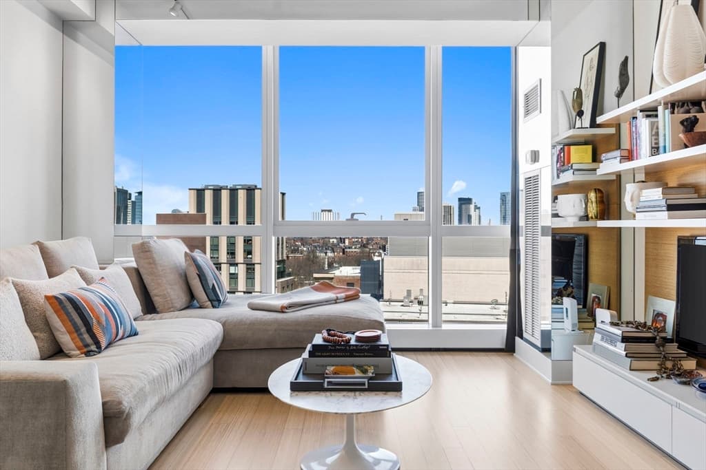 Condominium at 110 Stuart St # 17D, Boston MA 02116, photo 2 of 22